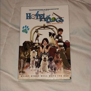 Hotel for dogs book